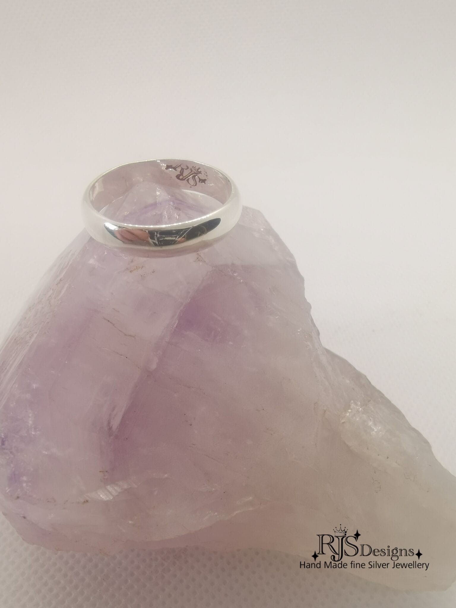 fine silver ring d shape on rjsd.ch